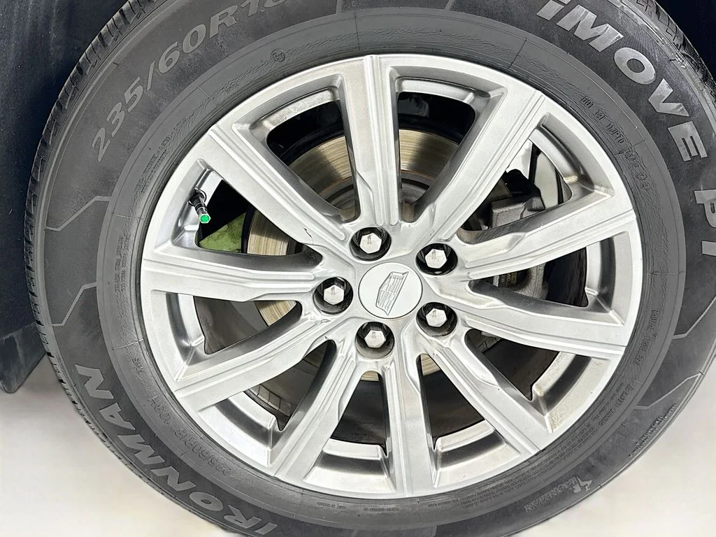 Used 2019 White Cadillac Premium Luxury image 30