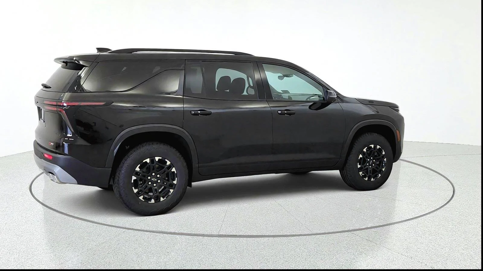 2027 Chevrolet Traverse Z71 - Photo 9