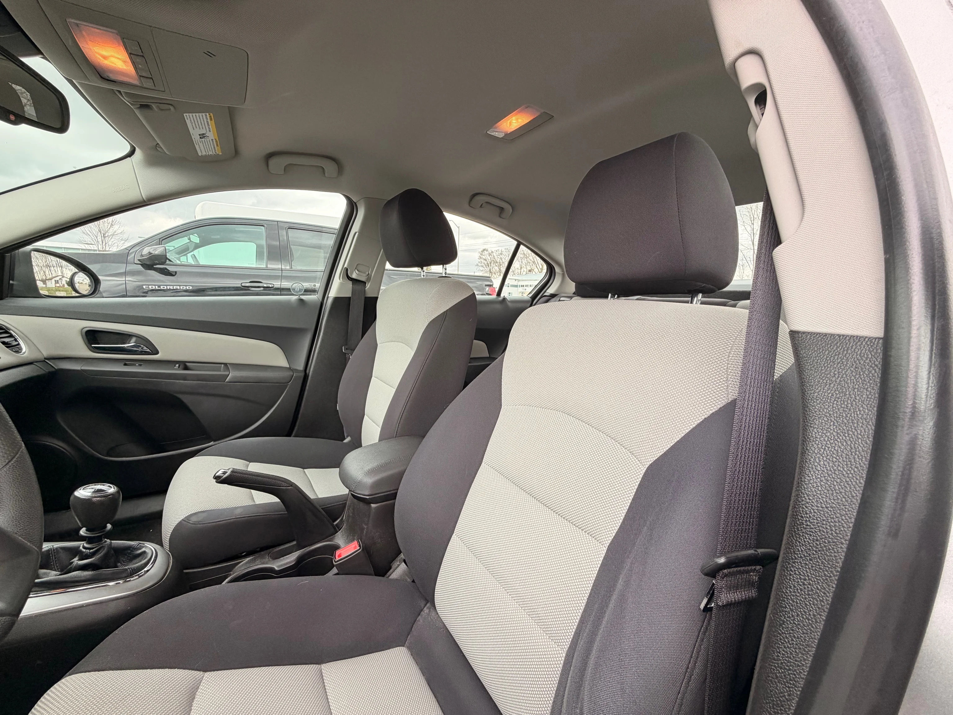 Used 2015  Chevrolet 2LS image 5