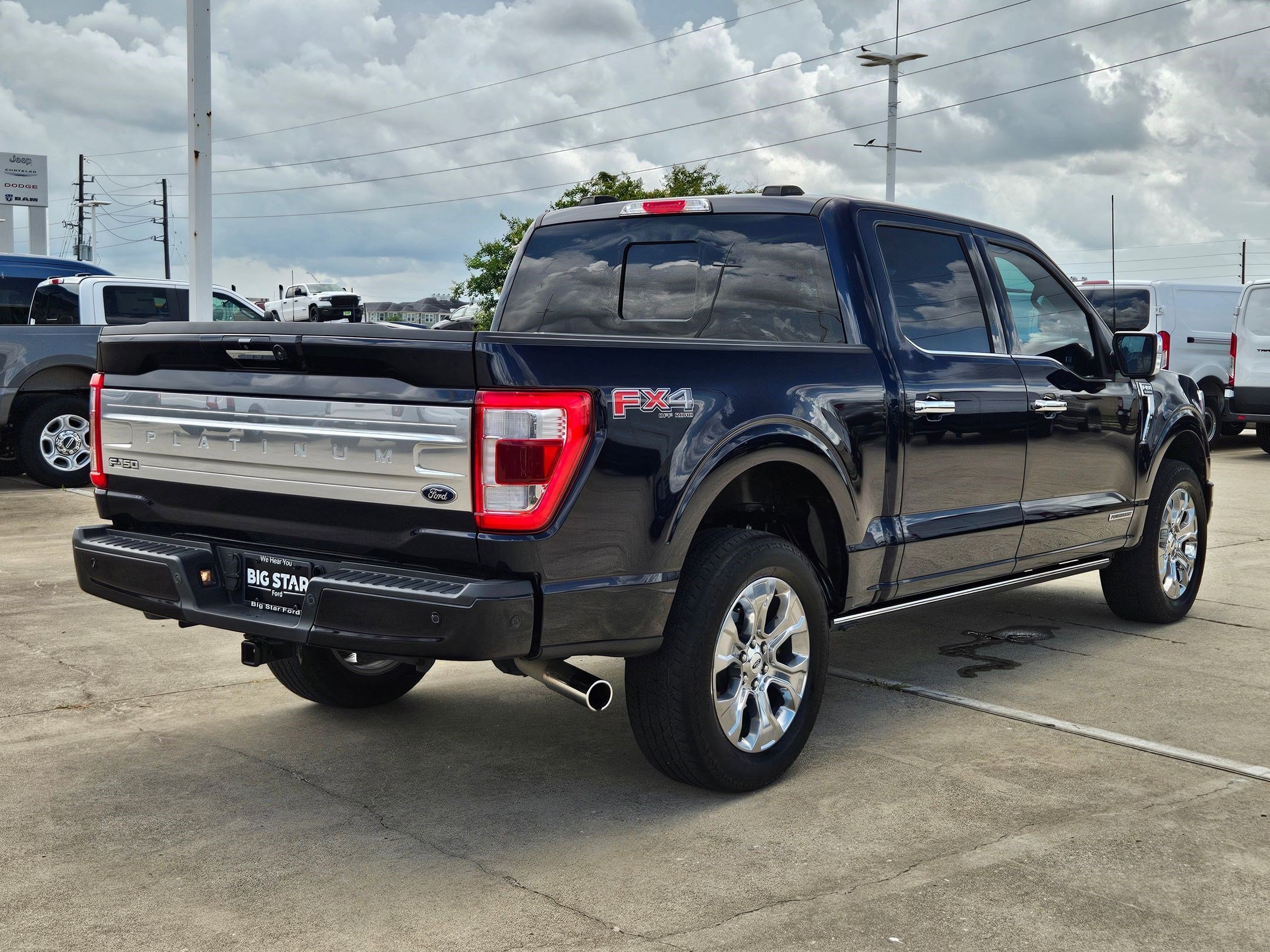 Used 2023 Blue Ford Platinum image 3