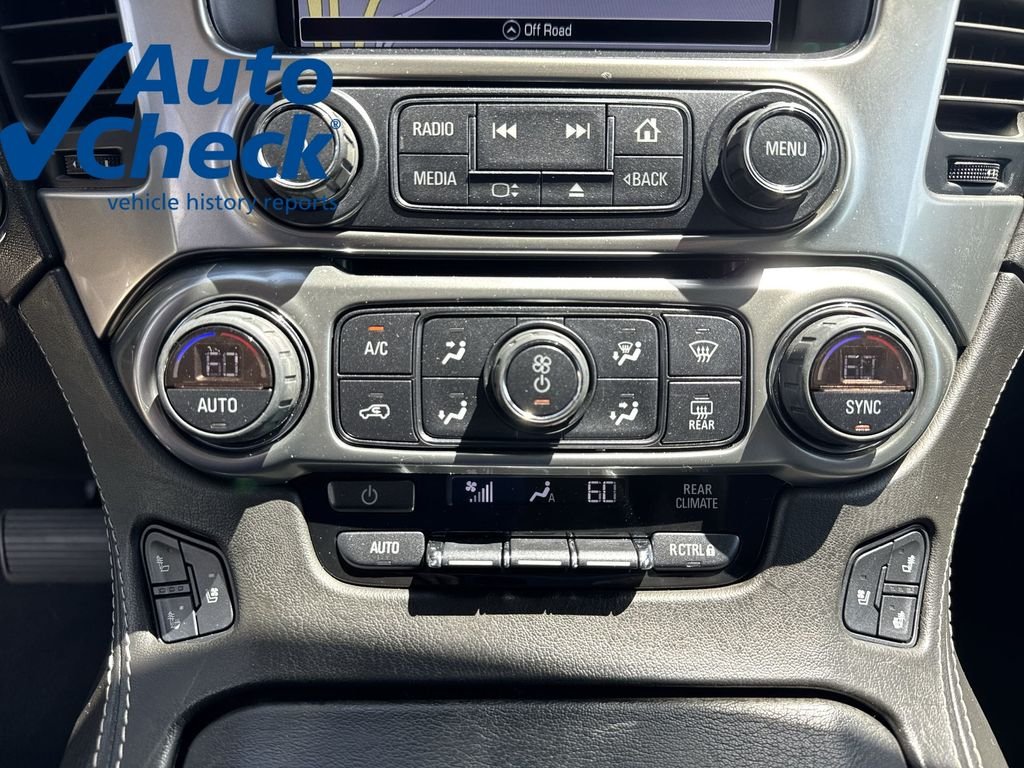 Used 2019 Black Chevrolet Premier image 17
