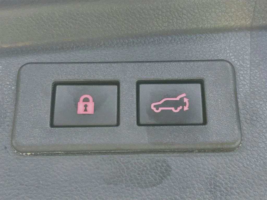 Used 2021 Black Subaru Touring image 33