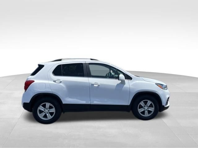 Used 2020 White Chevrolet LT image 6