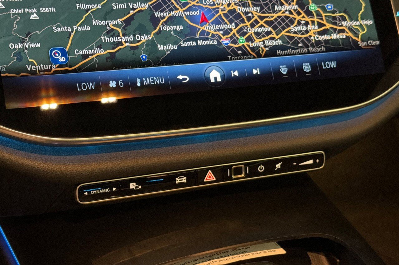 New 2027 Polar White Mercedes-Benz E 450 4MATIC® Sedan image 19