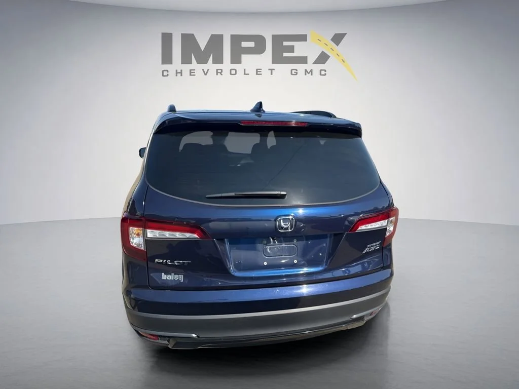 Used 2022  Honda Sport image 3