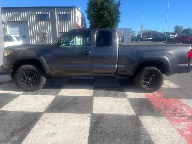 Used 2019 Gray Toyota SR image 4