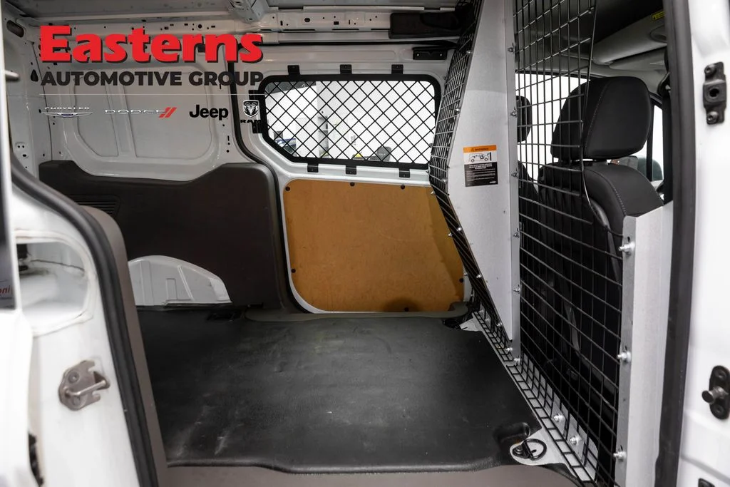 Used 2022 White Ford XLT image 22