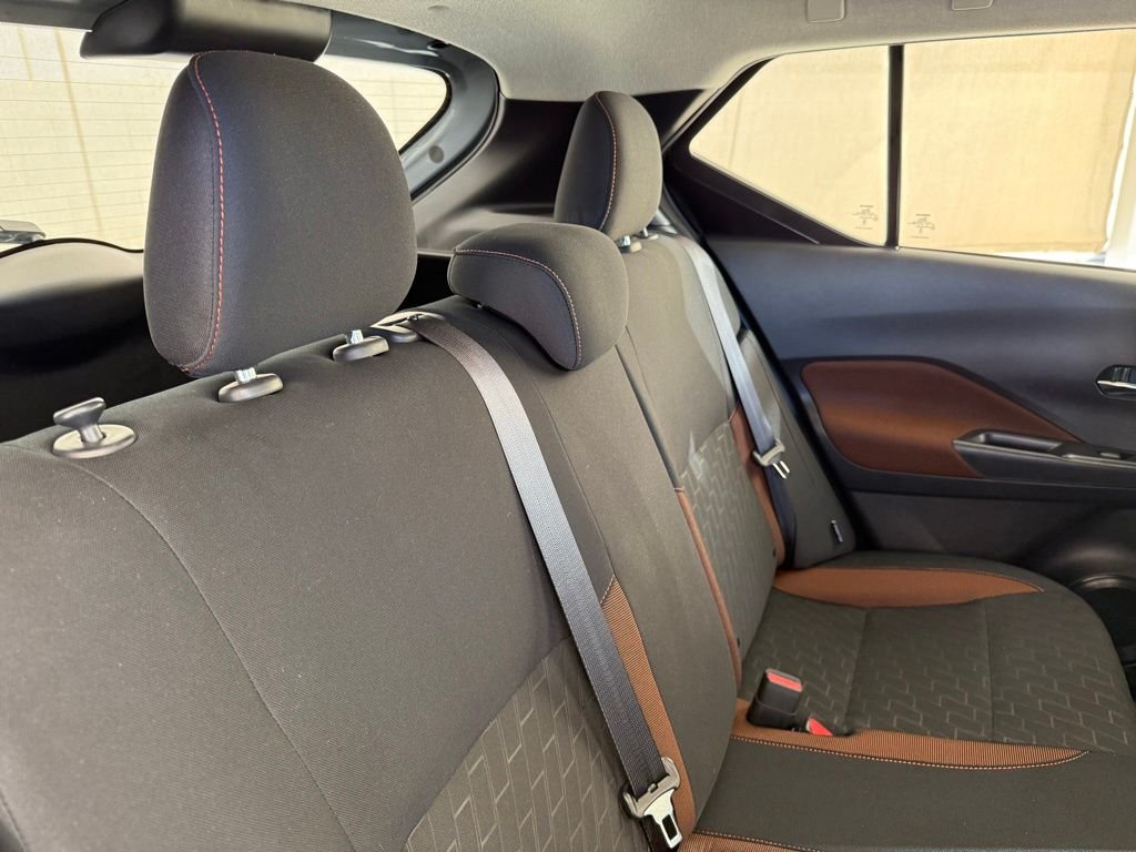 Used 2024 Super Black Nissan SR image 17