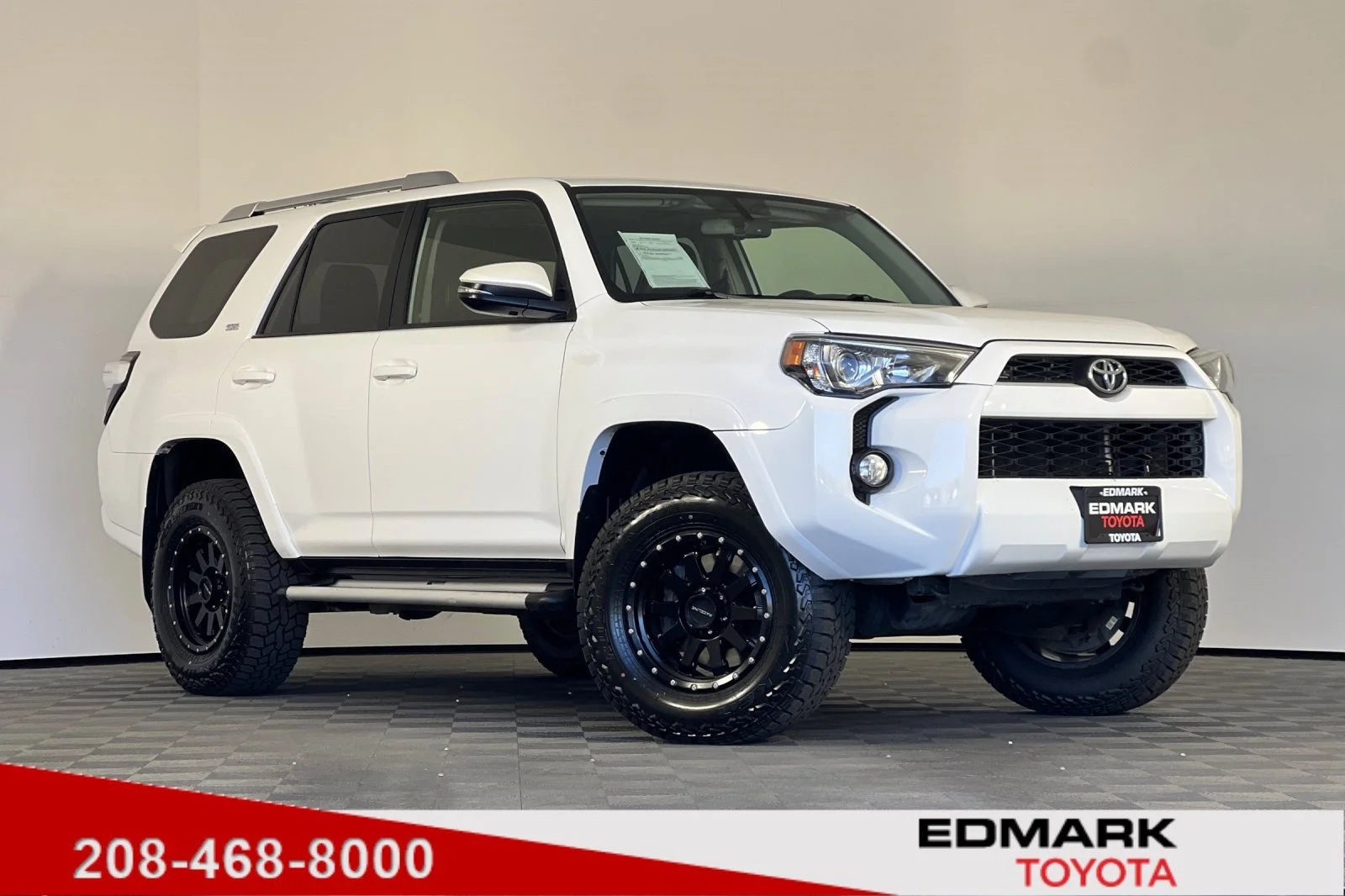 Used 2018 Super White Toyota SR5 Premium image 1