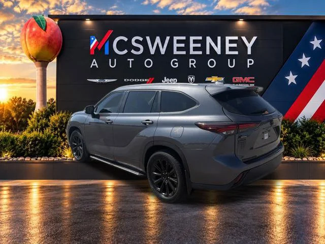 Used 2024 Gray Toyota XLE image 3