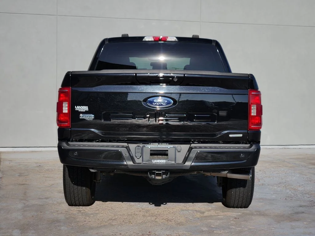 Used 2022 Agate Black Metallic Ford XLT image 7