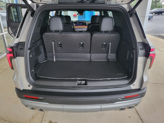 New 2027 Sandstone Gray Chevrolet Z71 image 15