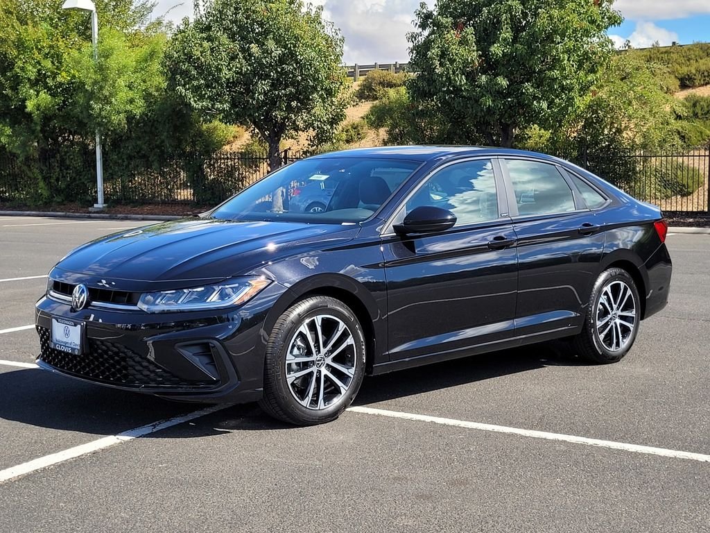 2026 Volkswagen Jetta Sport - Photo 9