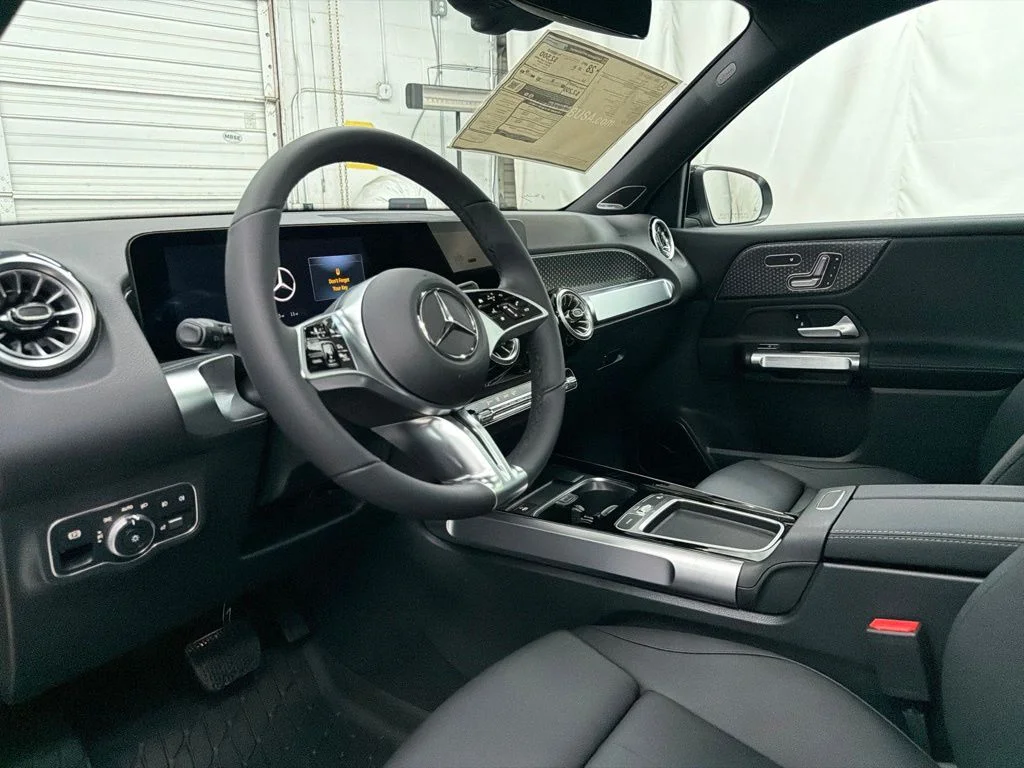 New 2026 Black Mercedes-Benz GLB 250 image 12