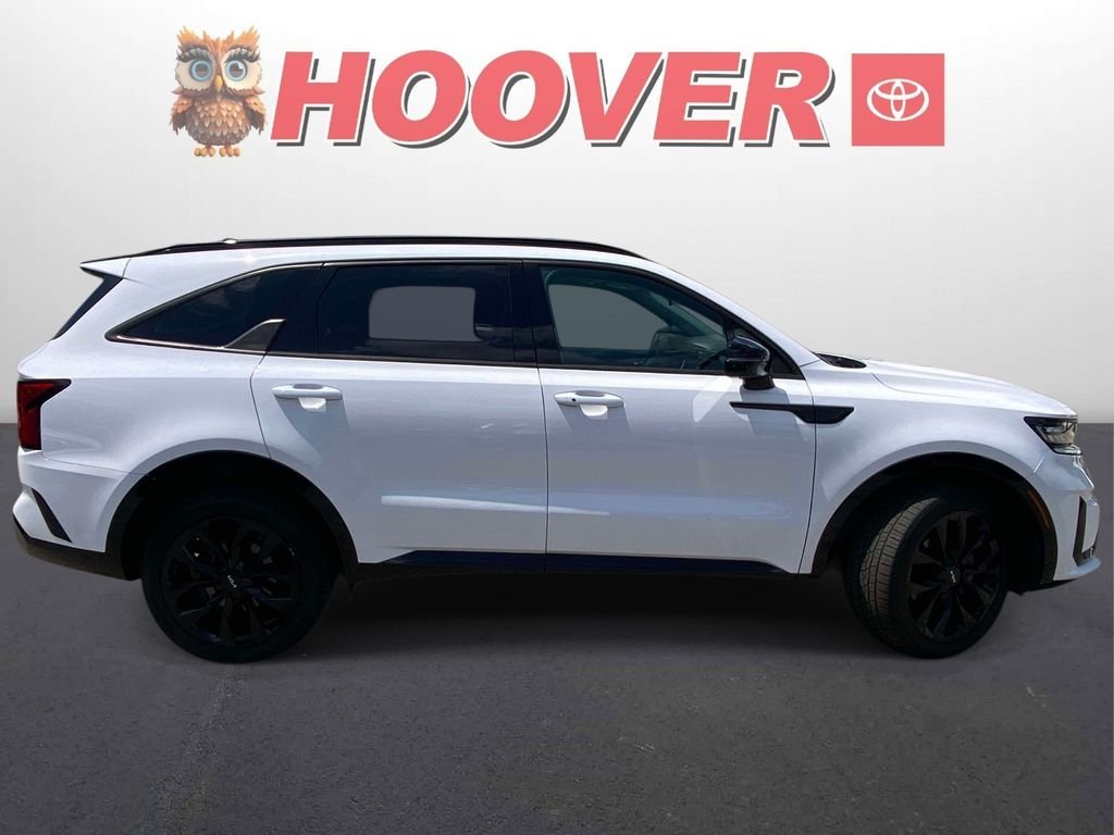 Used 2022 White Kia SX image 2