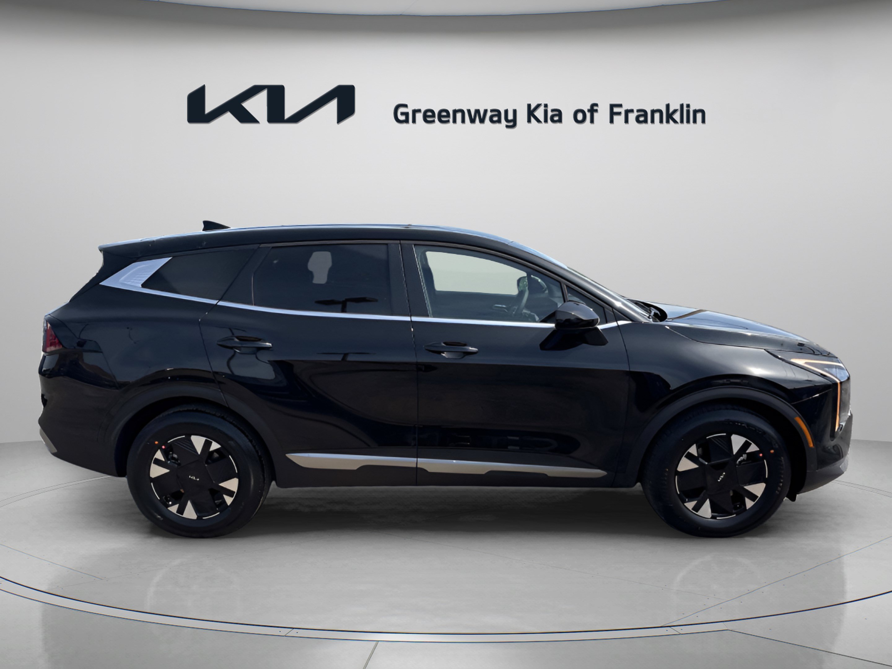 New 2026 Fusion Black Kia LX image 8