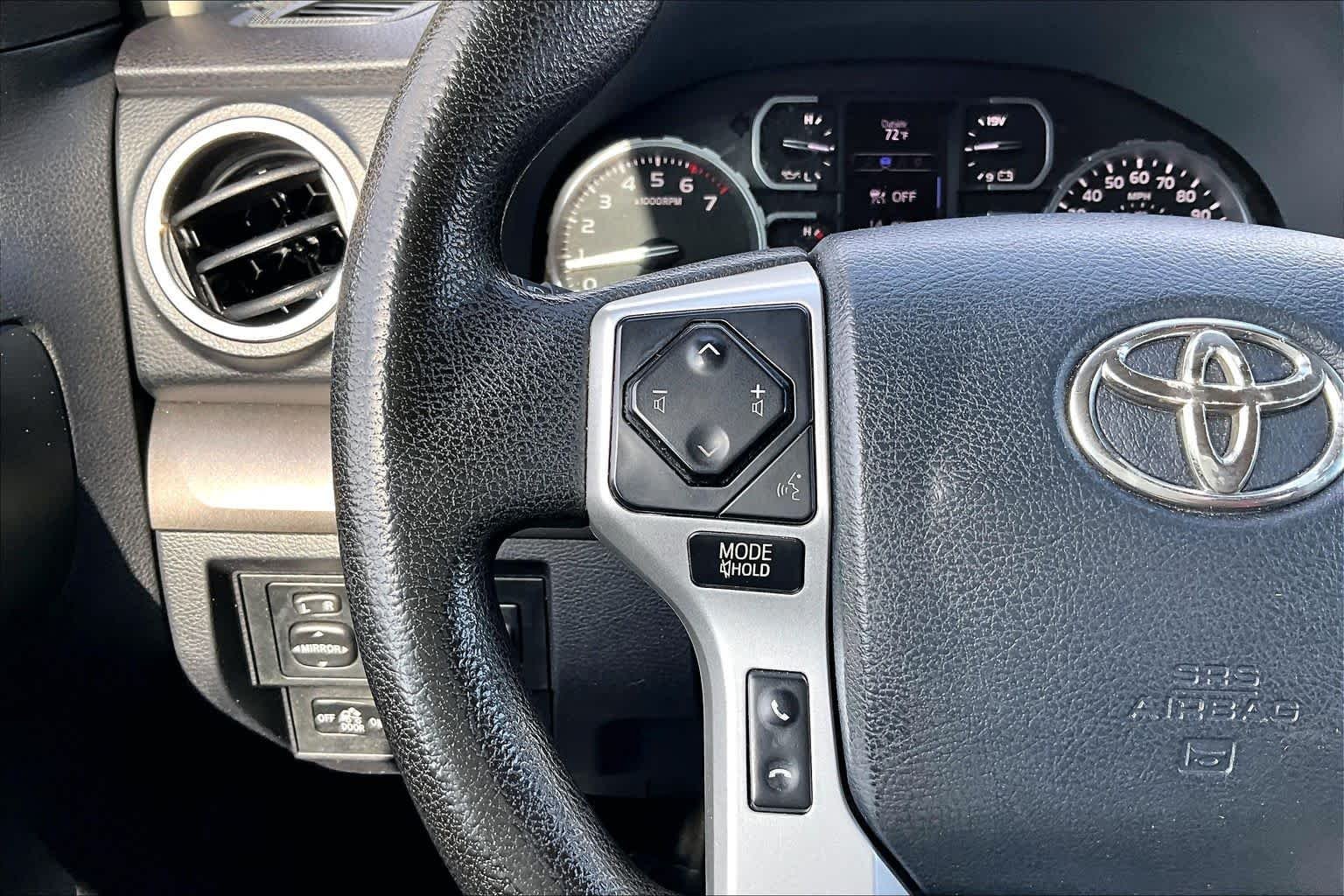 Used 2020 Super White Toyota SR5 image 23