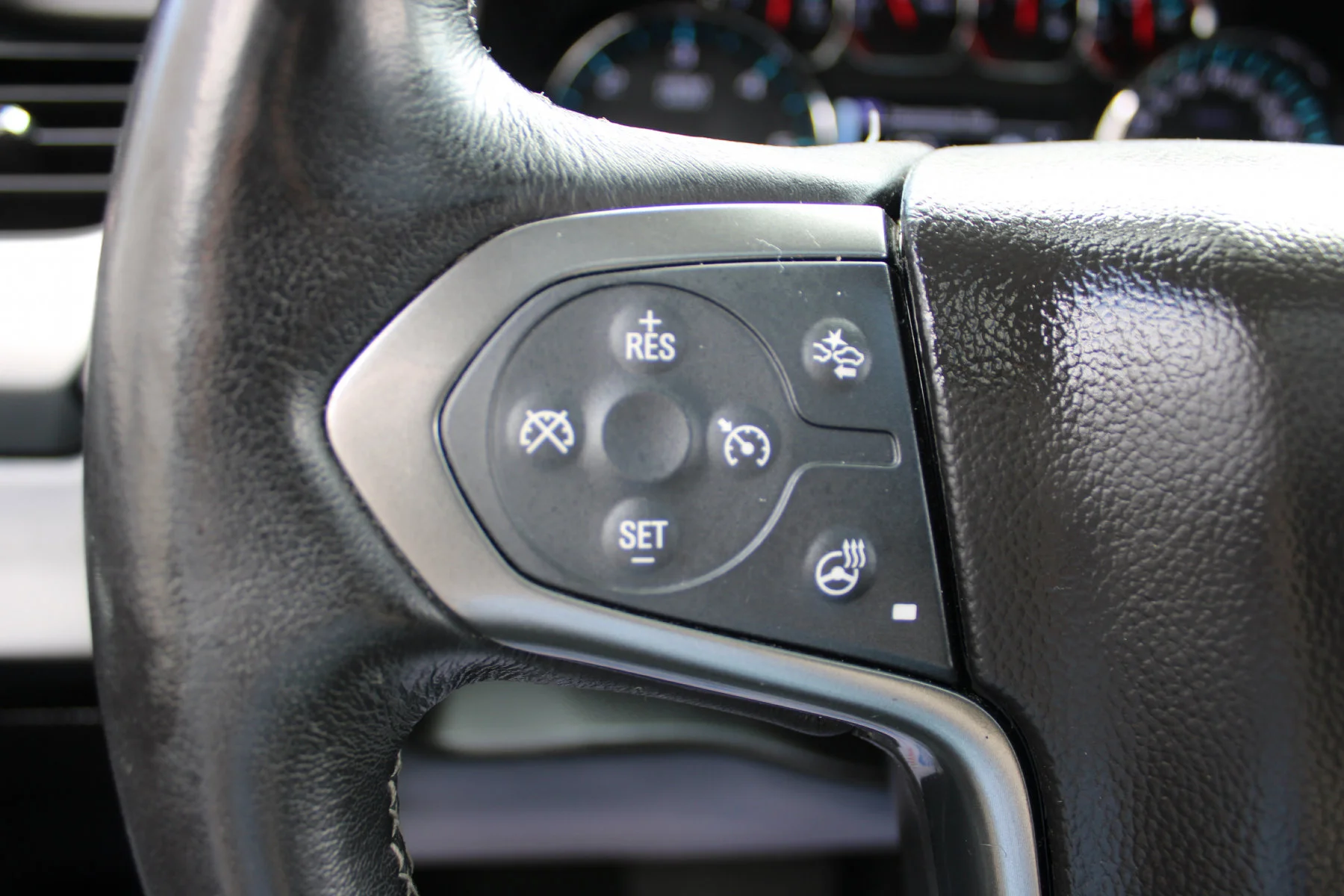 Used 2020 Black Chevrolet 2WD 4dr Premier image 10