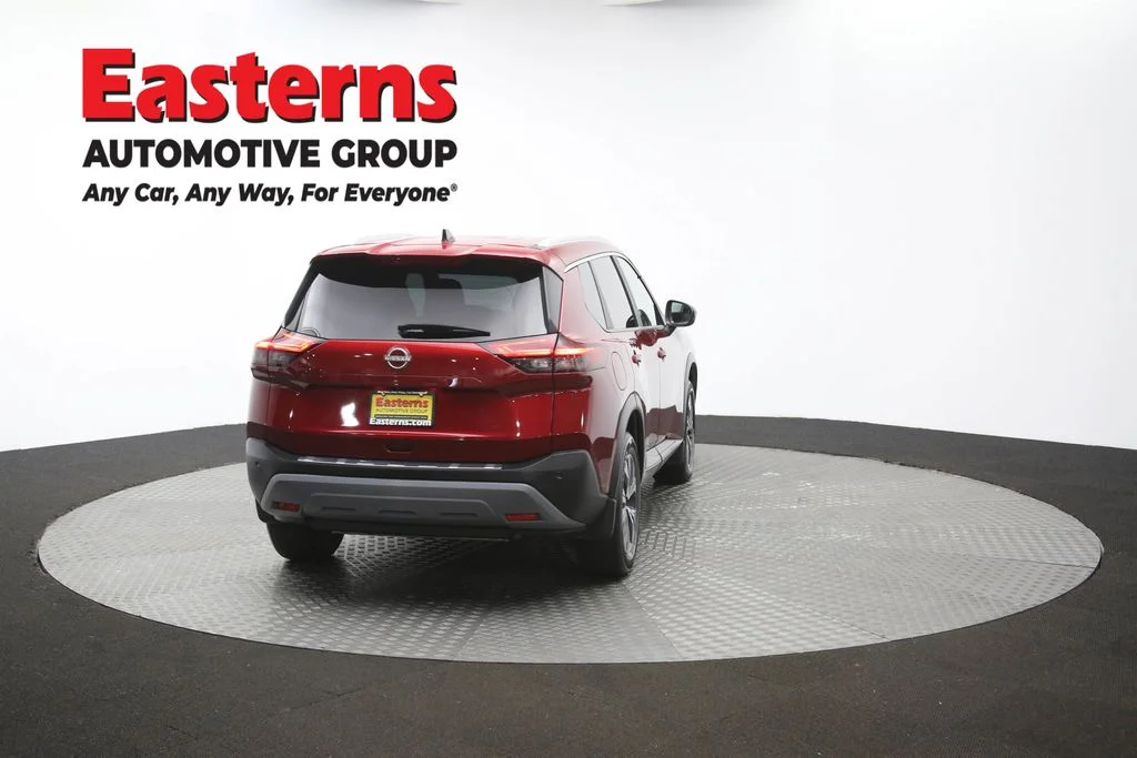 Used 2023 Red Nissan SV image 41