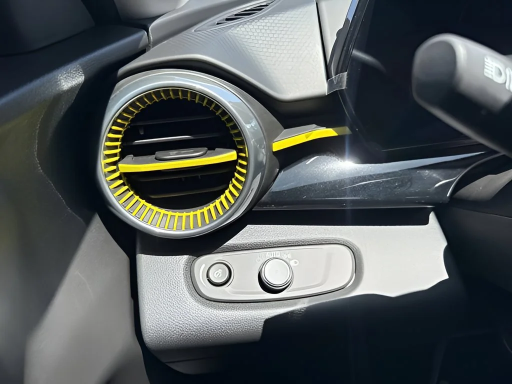 New 2026 Mosaic Black Metallic Chevrolet ACTIV image 30