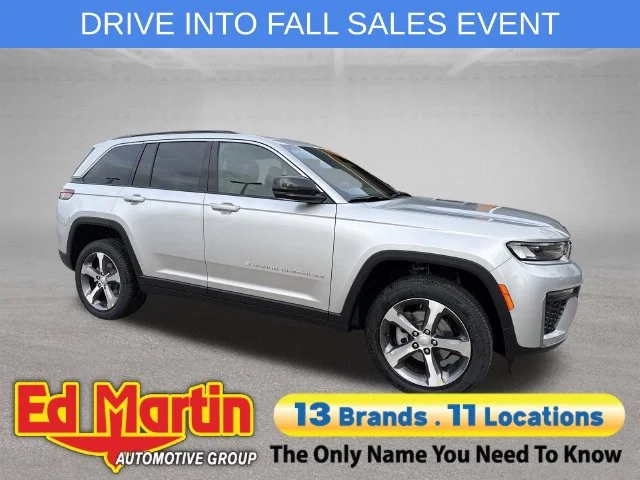 New 2026 Silver Jeep Limited image 1