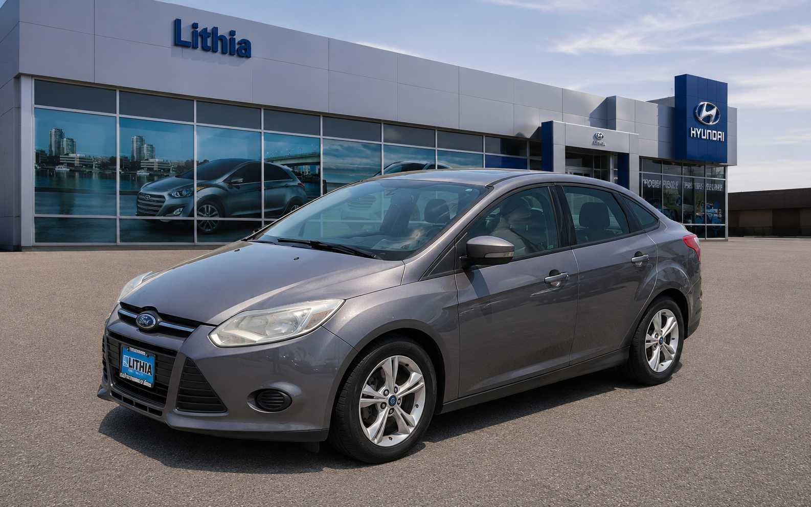 2014 Ford Focus Sedan SE's photo