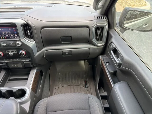 Used 2021 Gray GMC Elevation image 16