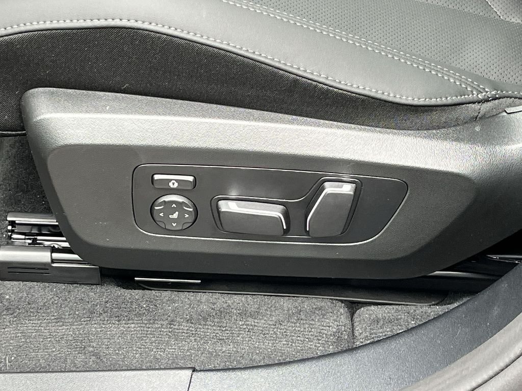 2025 BMW X3 30 - Photo 12