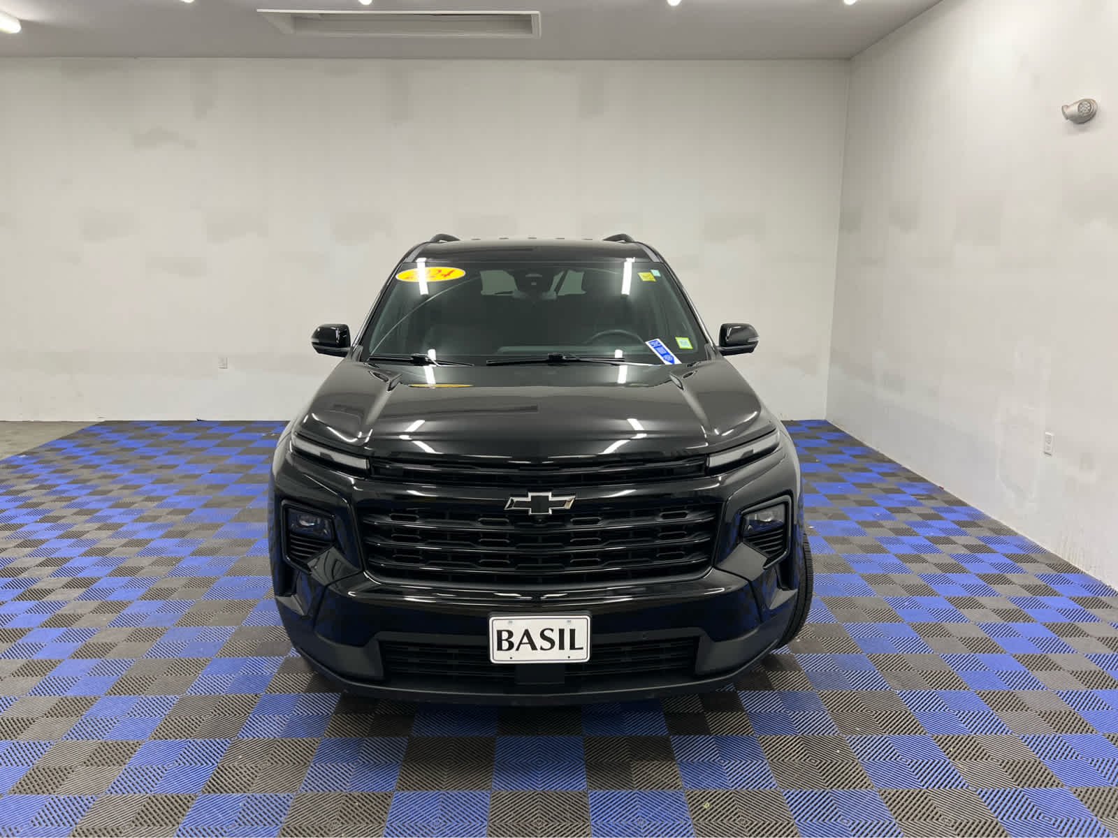 Used 2024 Mosaic Black Metallic Chevrolet AWD LT image 9