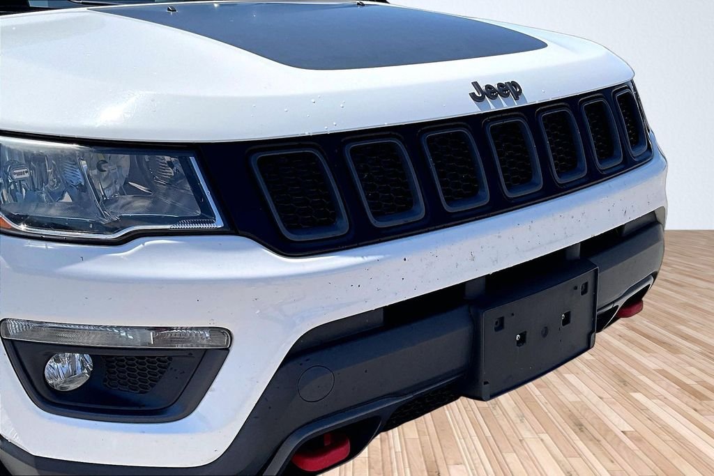 Used 2020 White Jeep Trailhawk image 28