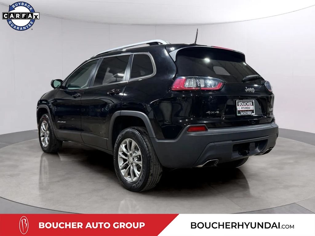 Used 2019 Diamond Black Crystal Pearlcoat Jeep Latitude Plus image 5