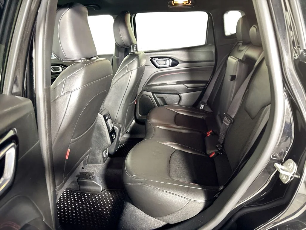 Used 2024 Black Jeep Trailhawk image 19