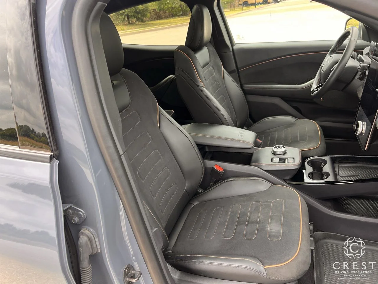 Used 2023 Vapor Blue Ford GT image 23