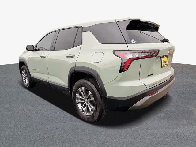 Used 2025 Green Chevrolet LT image 2