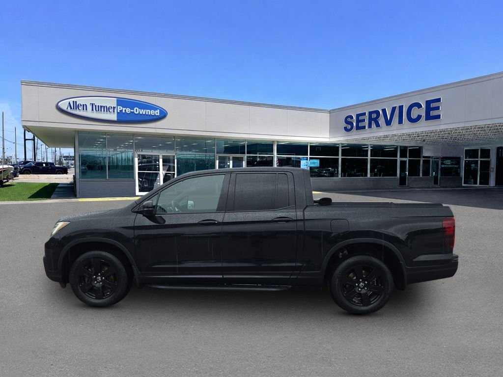 Used 2017 Crystal Black Pearl Honda Black Edition image 5