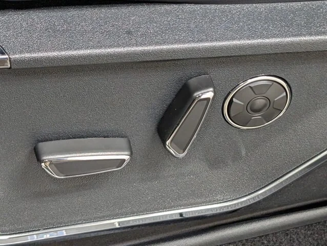 New 2026 Agate Black Metallic Ford Platinum® image 54