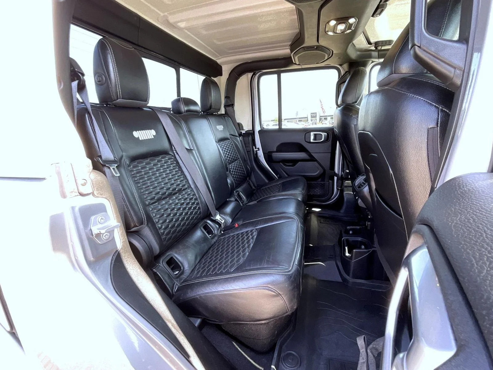 Used 2021 Silver Jeep Overland image 18