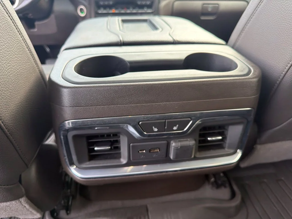 Used 2021 Hunter Green GMC Denali image 13