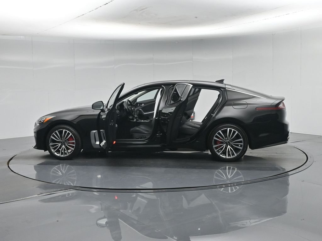 Used 2019 Black Kia Premium image 38