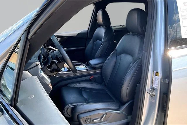 Used 2023 Silver Audi 55 Prestige image 27