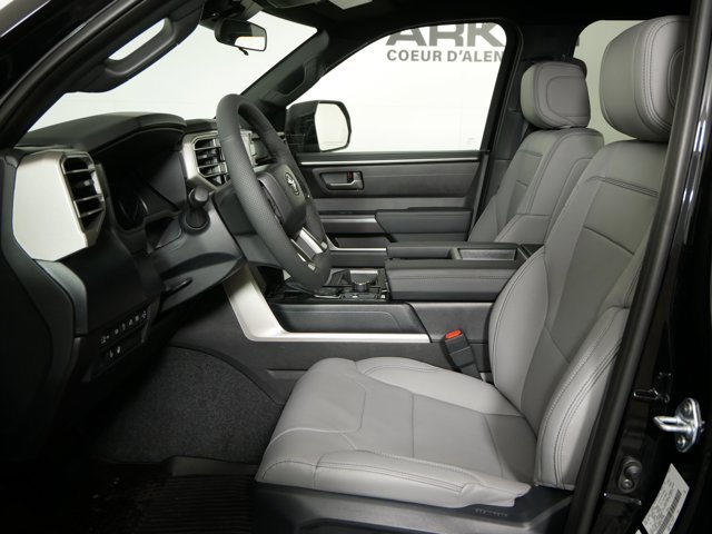 New 2026 Midnight Black Metallic Toyota SR5 image 9