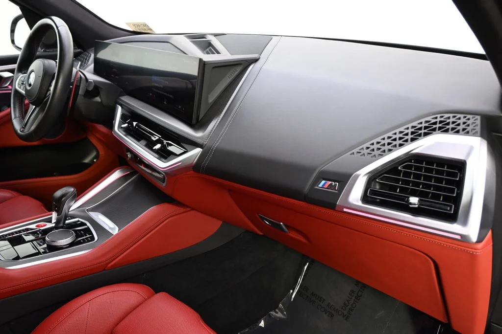2023 BMW XM Base - Photo 15