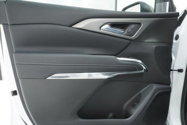 New 2026 Summit White Chevrolet LT image 14