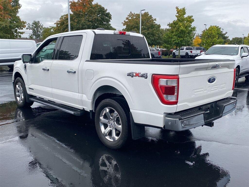 Used 2021 Star White Metallic Tri-Coat Ford LARIAT image 9