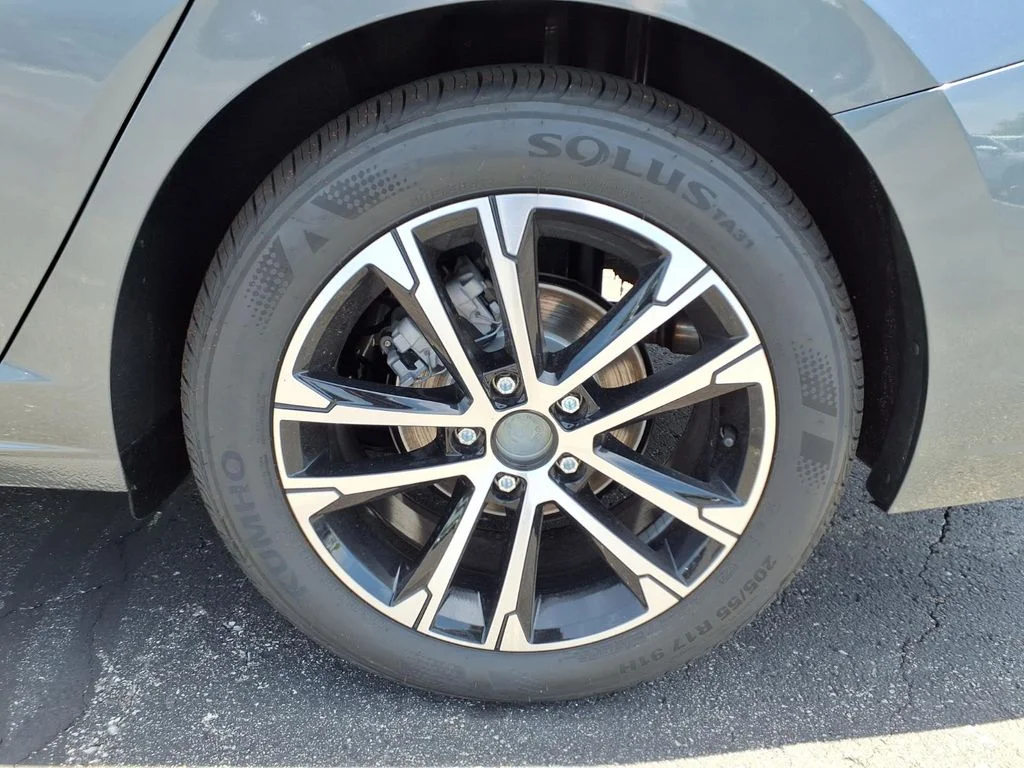 New 2026 Platinum Gray Metallic Volkswagen 1.5T Sport image 7