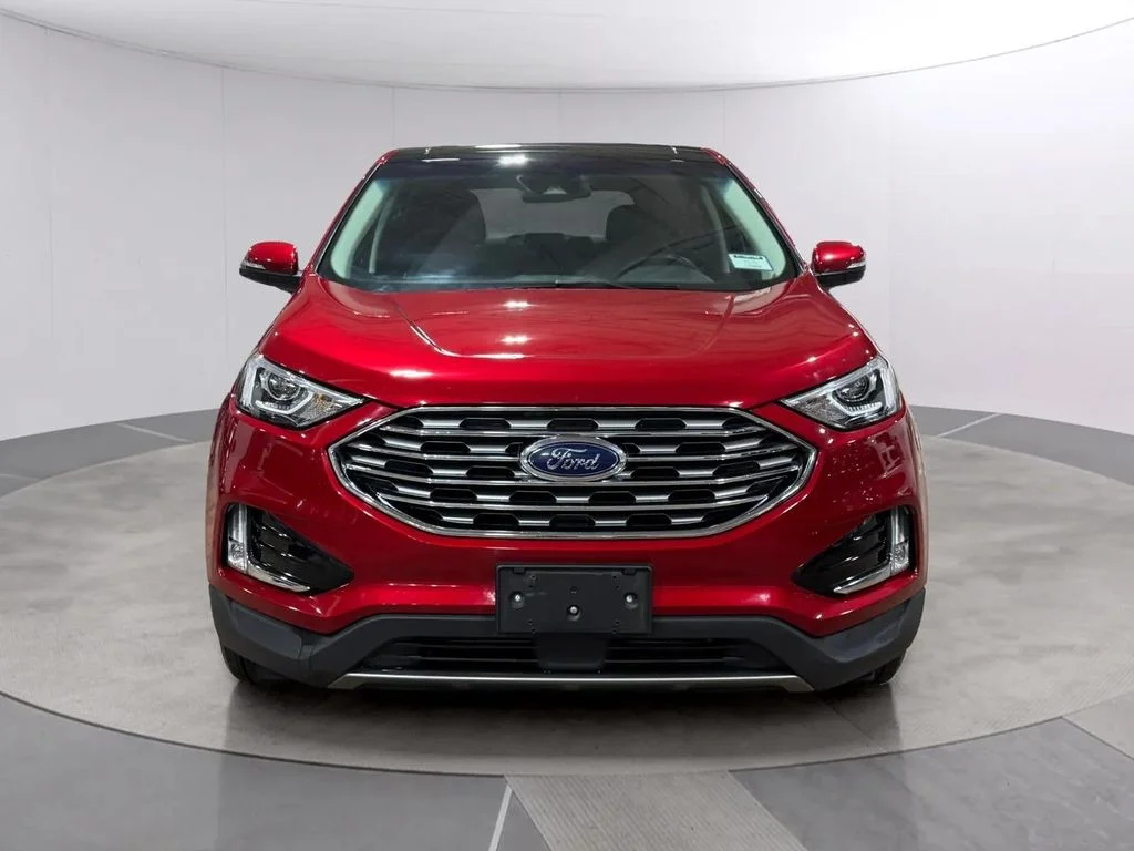 Used 2020 Rapid Red Metallic Tinted Clearcoat Ford SEL image 8