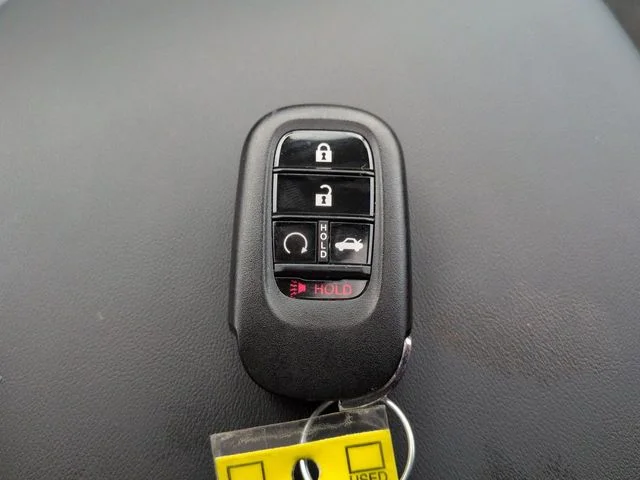 Certified Used 2026 Blue Metallic Honda SE image 28