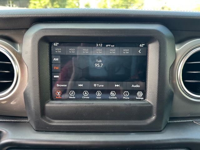 2021 Jeep Wrangler Unlimited Sahara - Photo 22