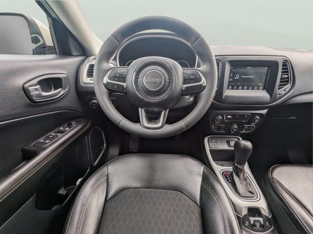 Used 2021 White Jeep Latitude image 15