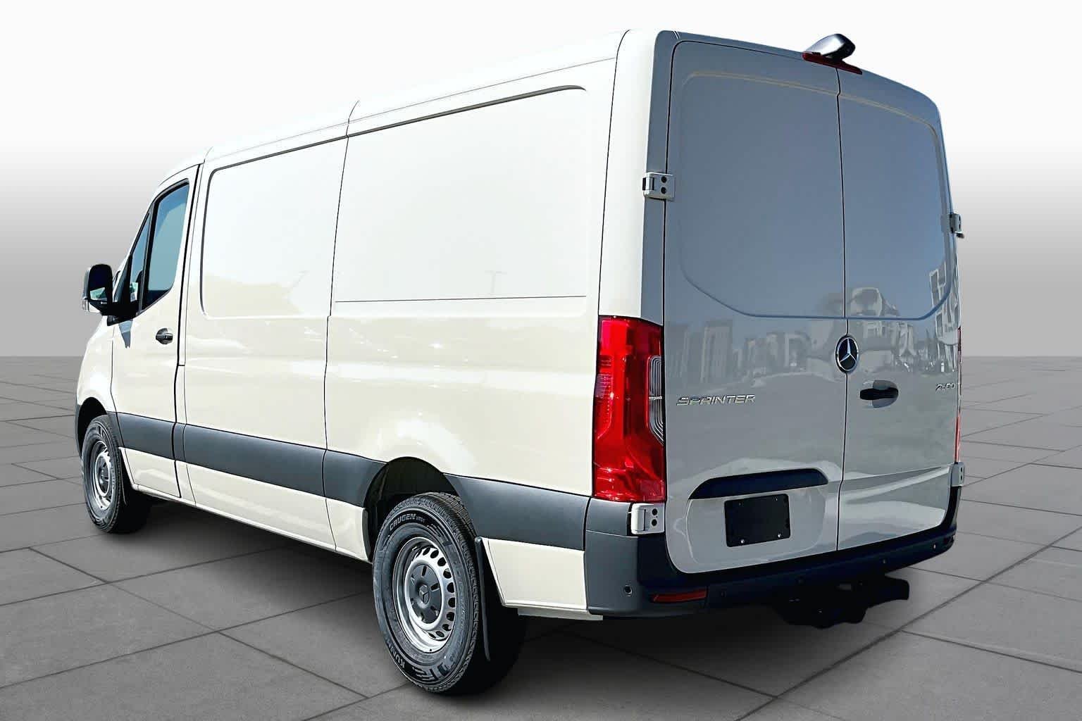 2025 Mercedes-Benz Sprinter Cargo Van Base - Photo 12
